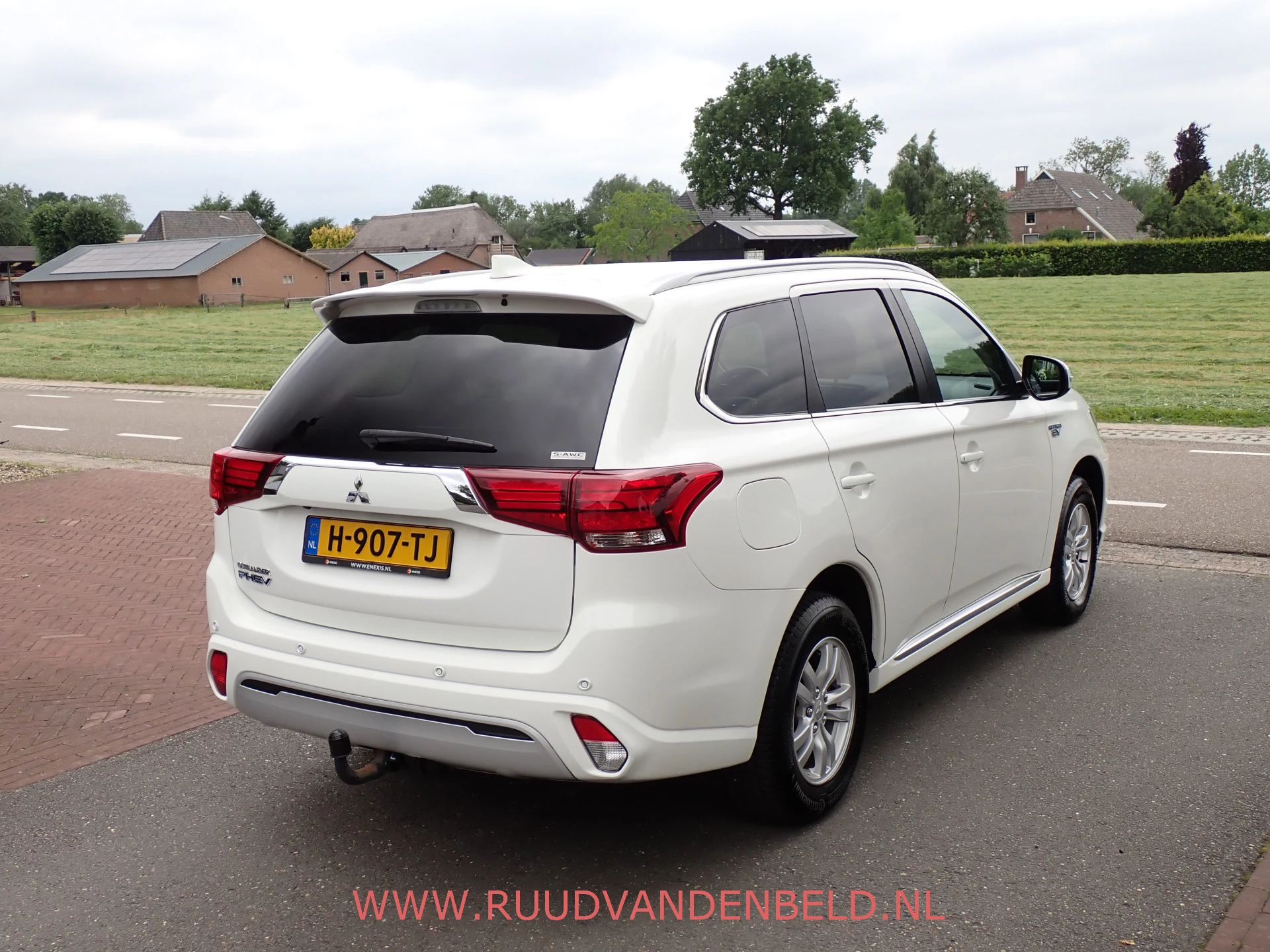 Hoofdafbeelding Mitsubishi Outlander