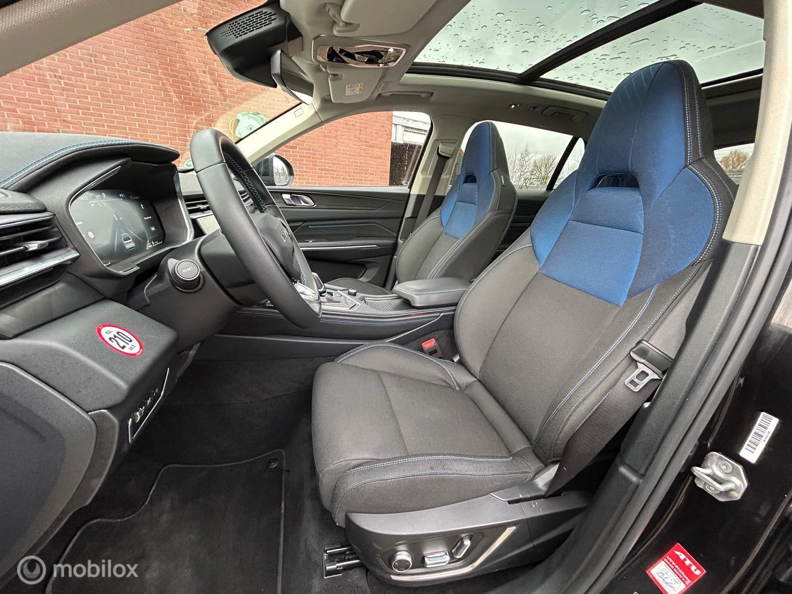 Hoofdafbeelding Lynk & Co 01