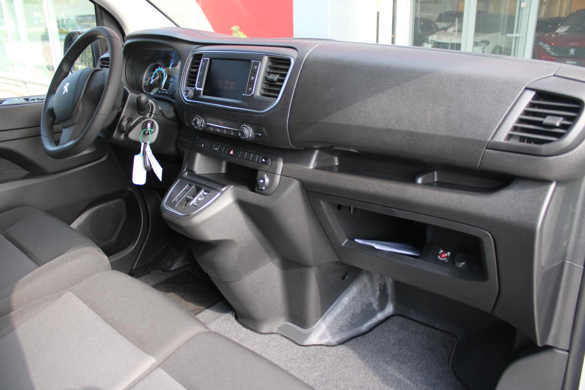 Hoofdafbeelding Peugeot e-Expert