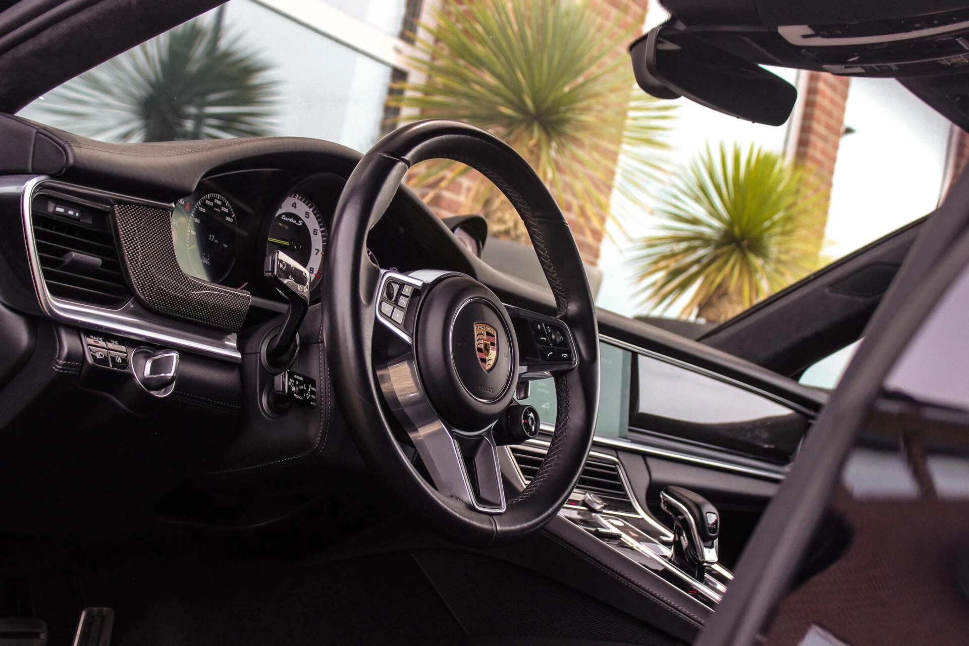 Hoofdafbeelding Porsche Panamera
