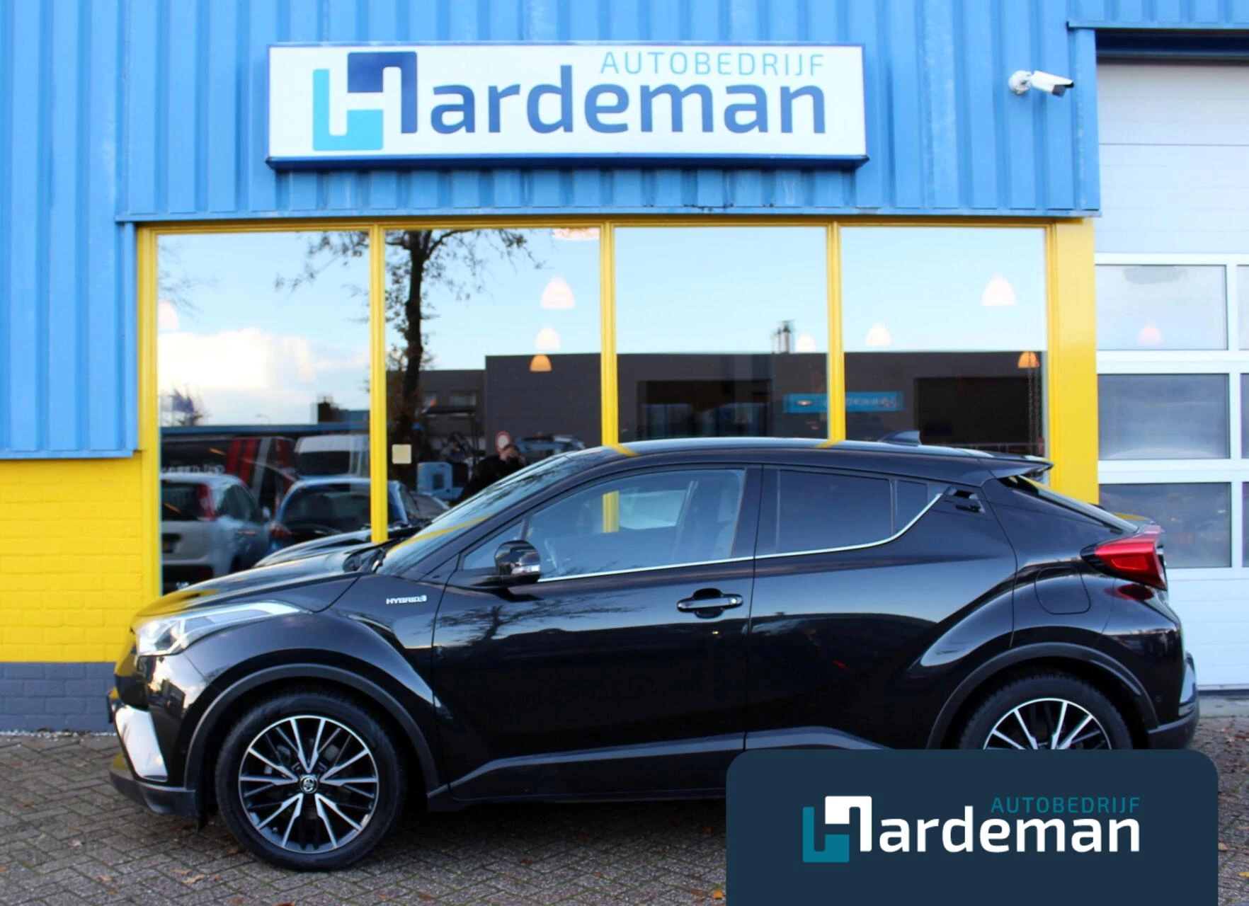 Hoofdafbeelding Toyota C-HR