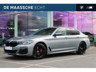 BMW 5 Serie 530e High Executive M Sport Automaat / Schuif-kanteldak / Trekhaak / Laserlight / Achteruitrijcamera / Stoelventilatie / Head-Up / Active Steering