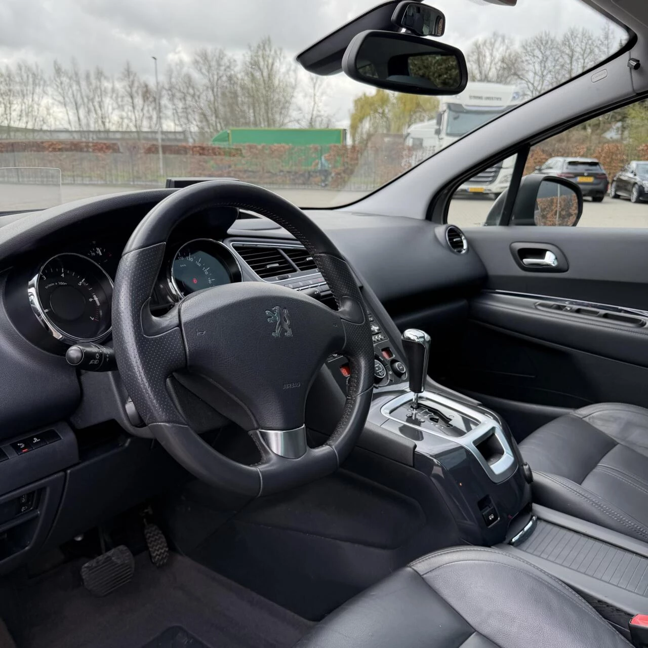 Hoofdafbeelding Peugeot 5008