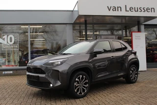 Toyota Yaris Cross 1.5 HYBRID 115 FIRST EDITION STOEL/STUUR&WISSERVERW. LM-VELGEN PARK.SENSOREN V+A LED DAB AD_CRUISE