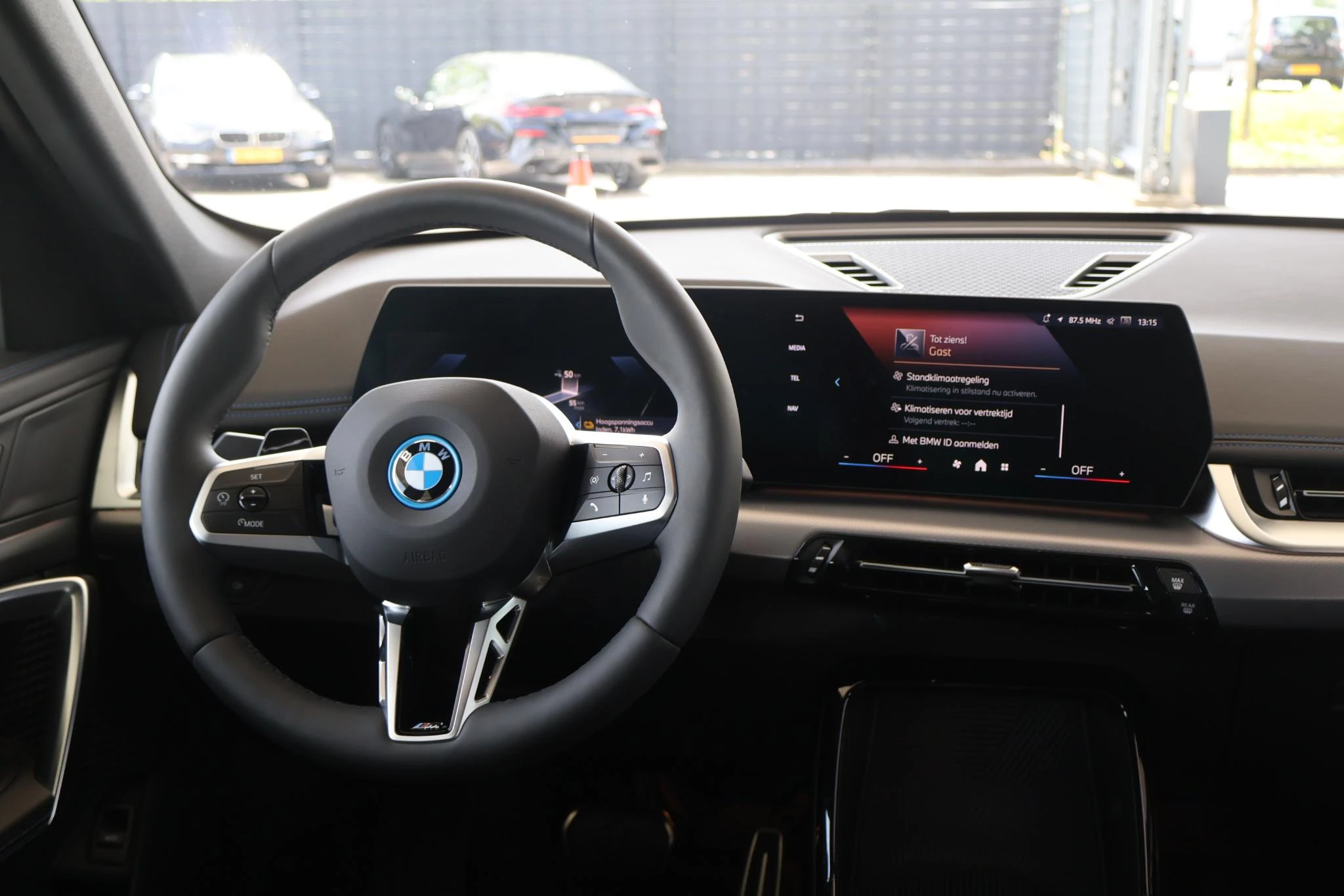 Hoofdafbeelding BMW iX1