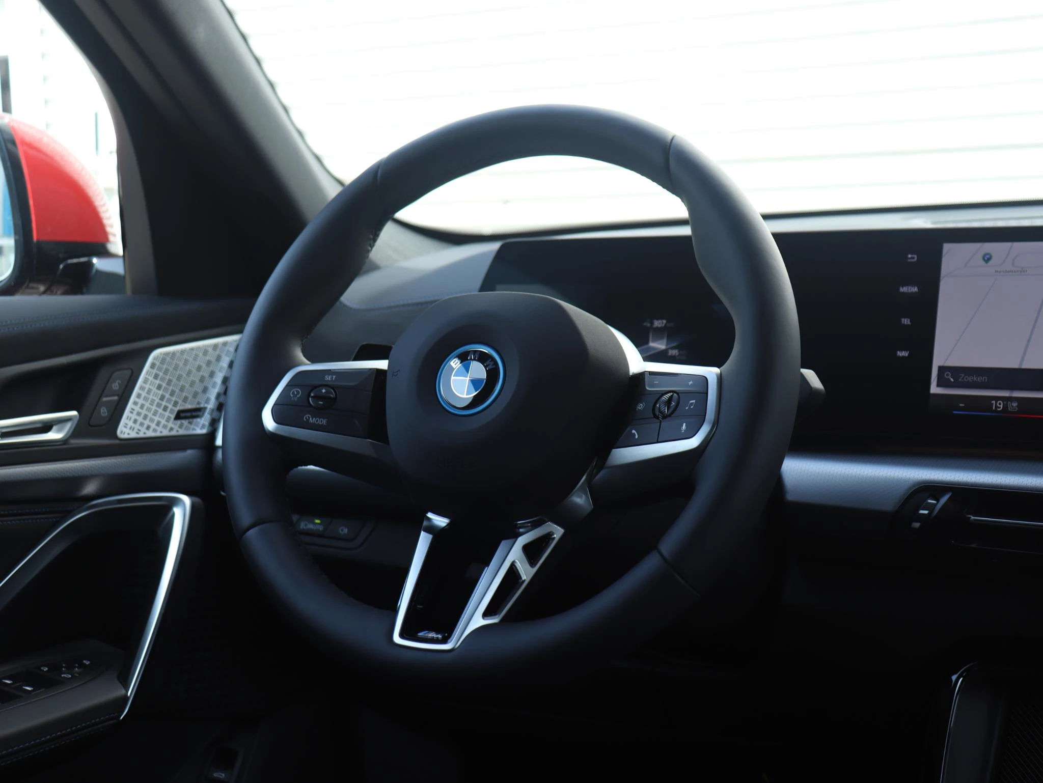 Hoofdafbeelding BMW iX2