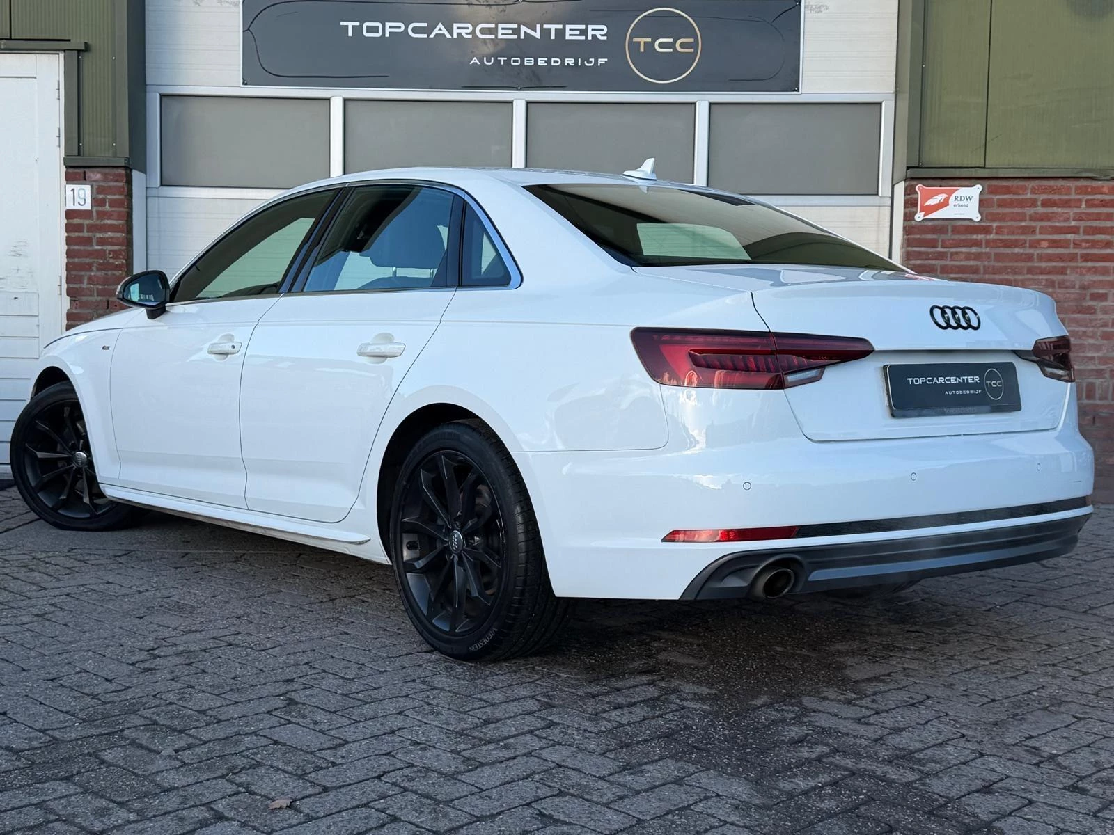 Hoofdafbeelding Audi A4