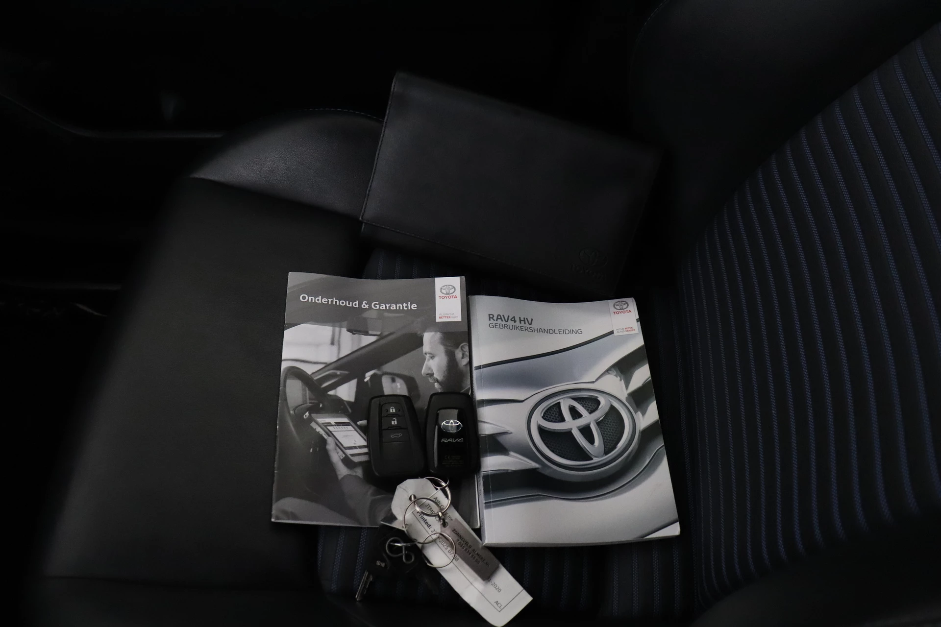 Hoofdafbeelding Toyota RAV4