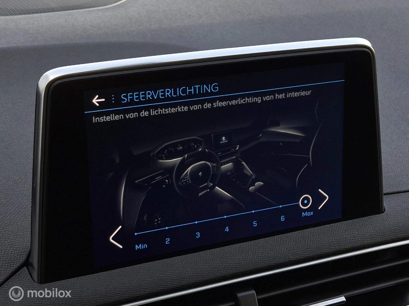 Hoofdafbeelding Peugeot 5008