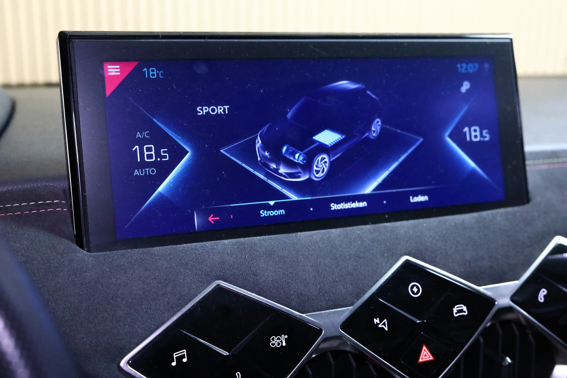 Hoofdafbeelding DS DS 3