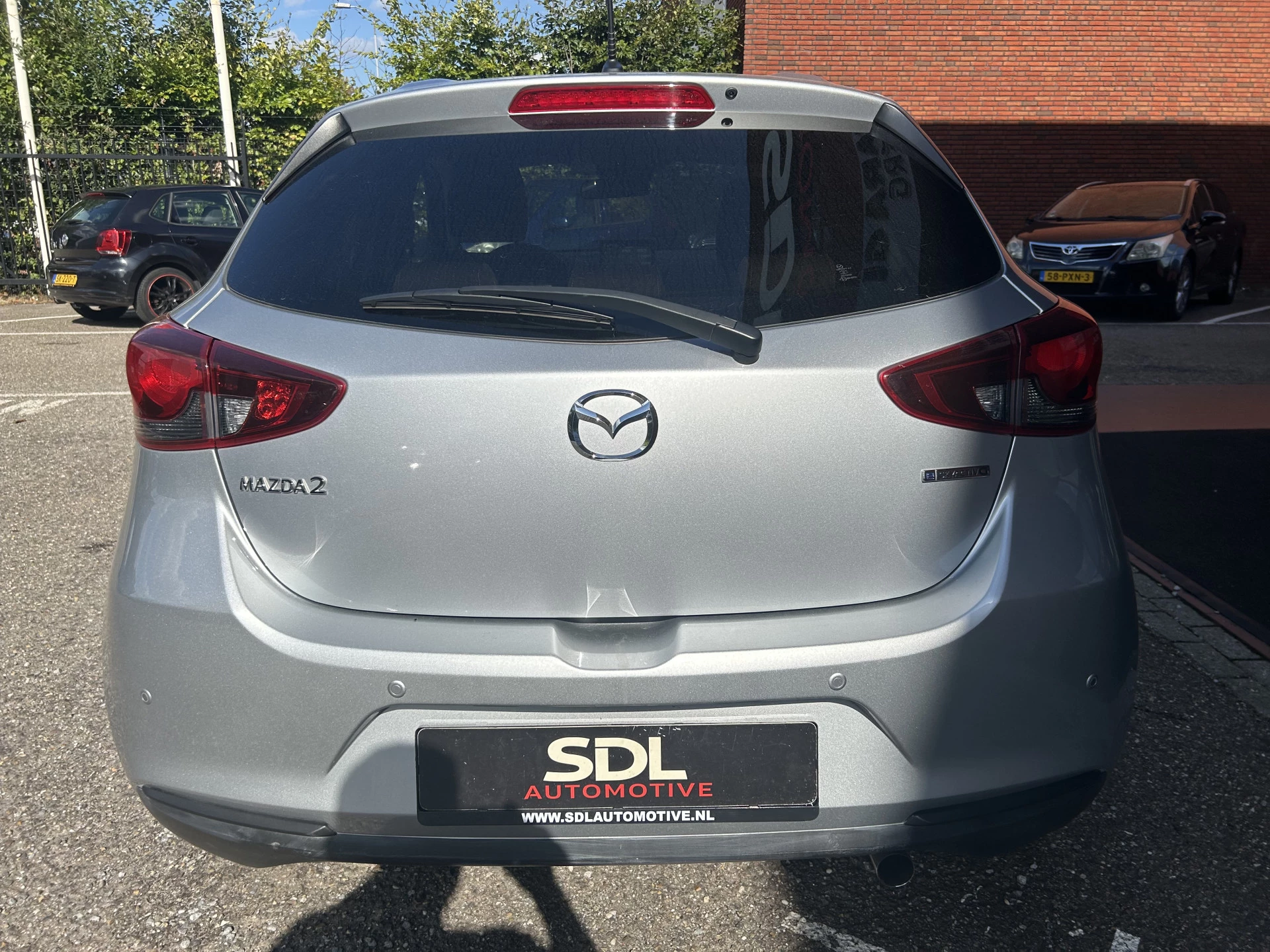 Hoofdafbeelding Mazda 2