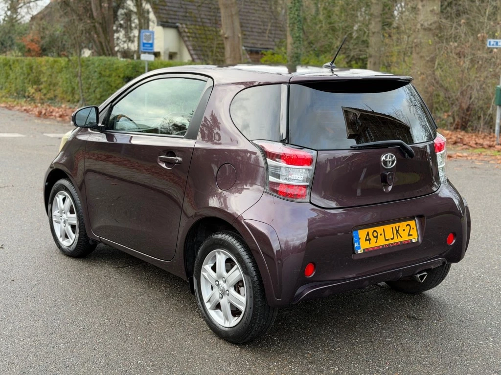 Hoofdafbeelding Toyota iQ