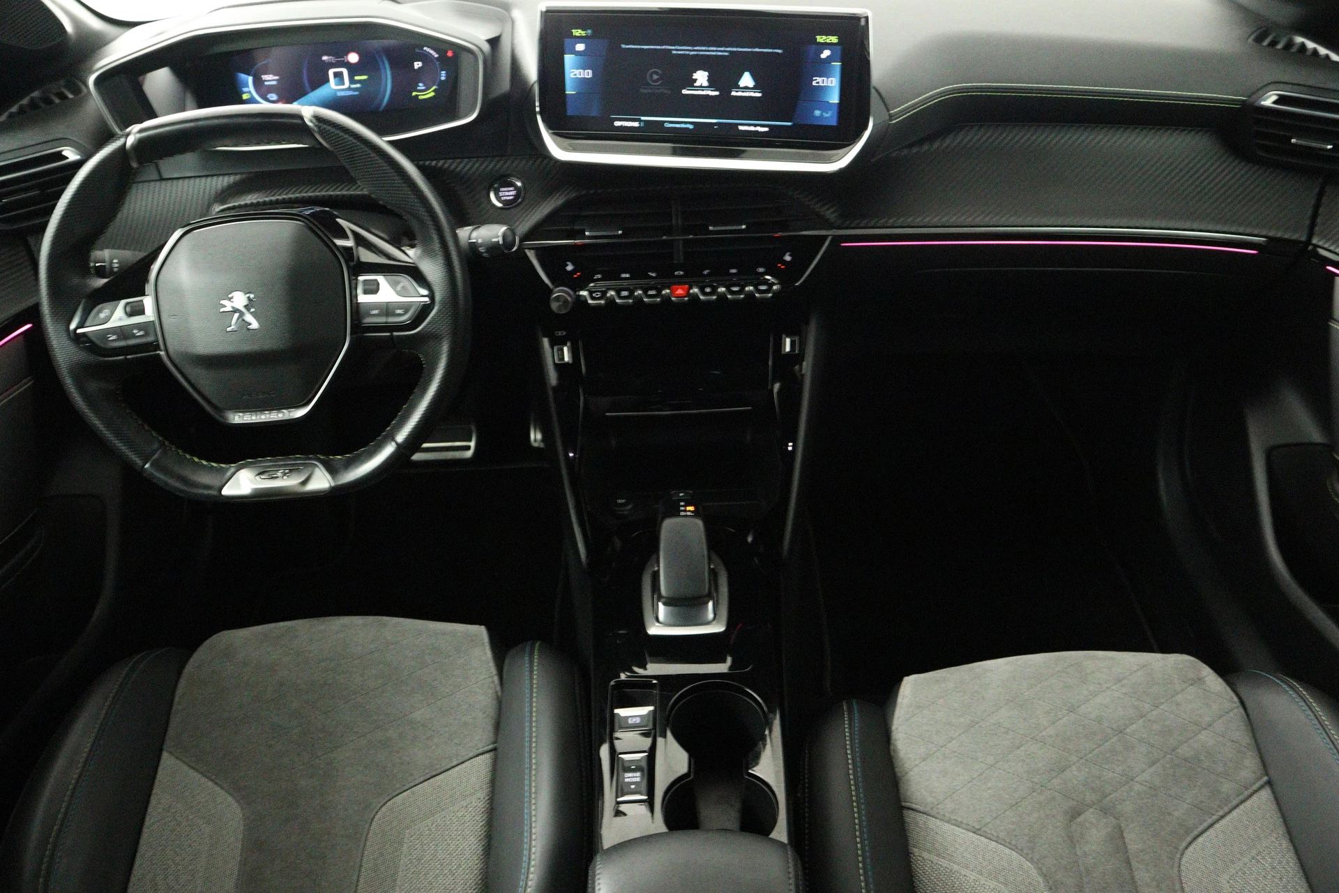 Hoofdafbeelding Peugeot e-208