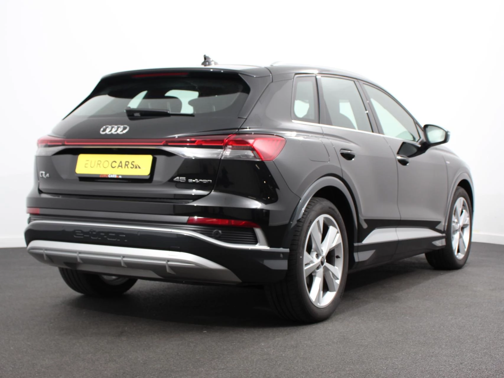 Hoofdafbeelding Audi Q4 e-tron