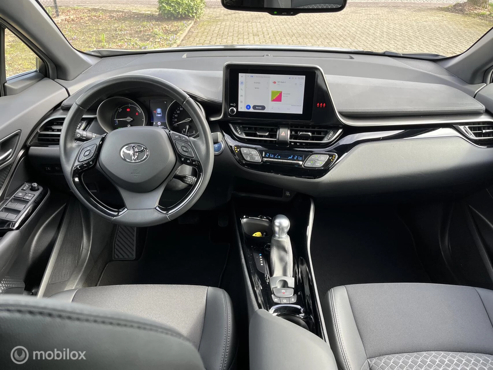 Hoofdafbeelding Toyota C-HR