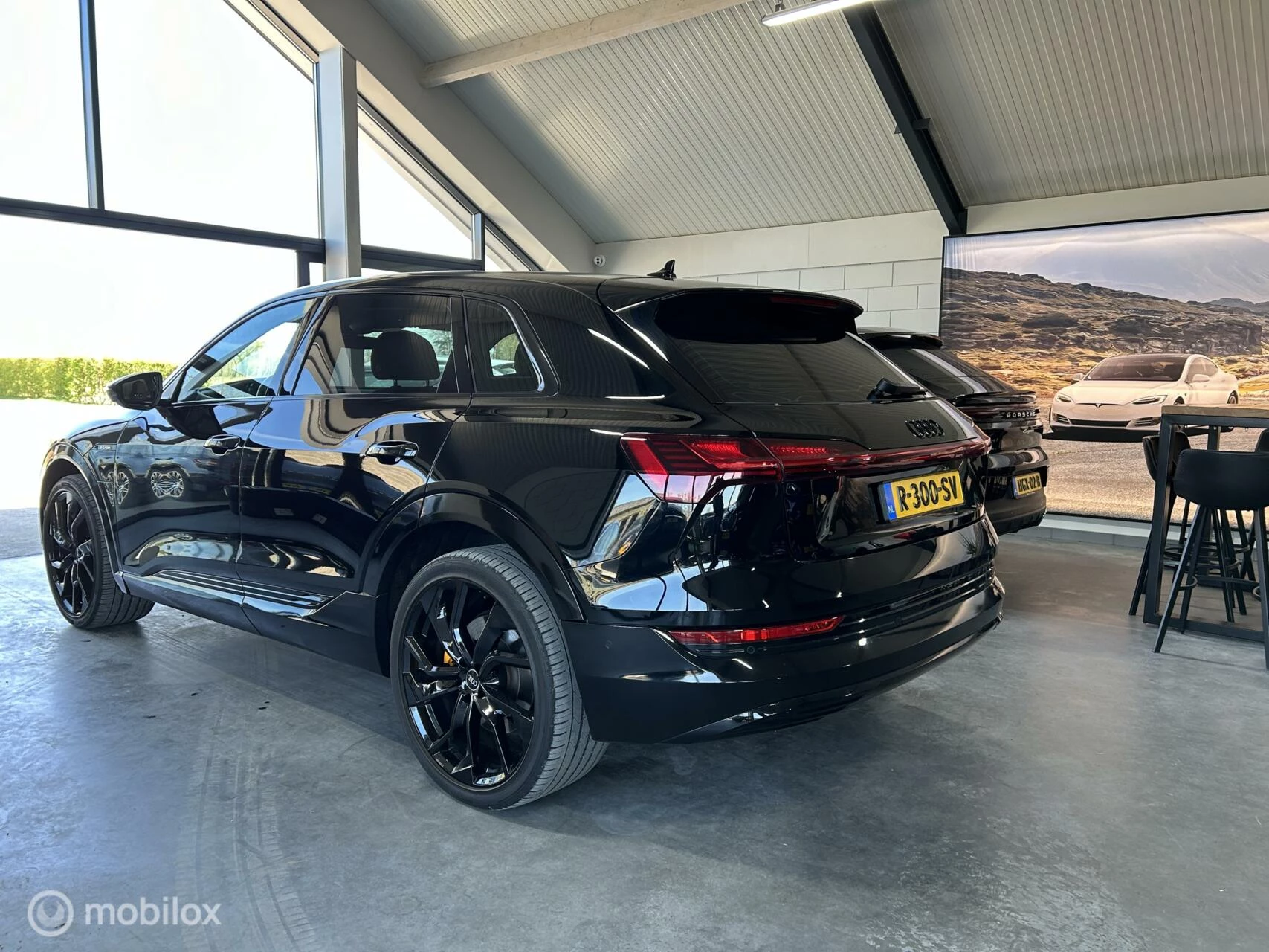 Hoofdafbeelding Audi e-tron