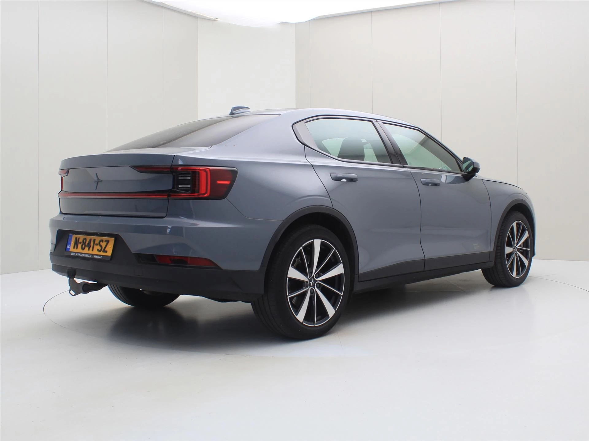 Hoofdafbeelding Polestar 2
