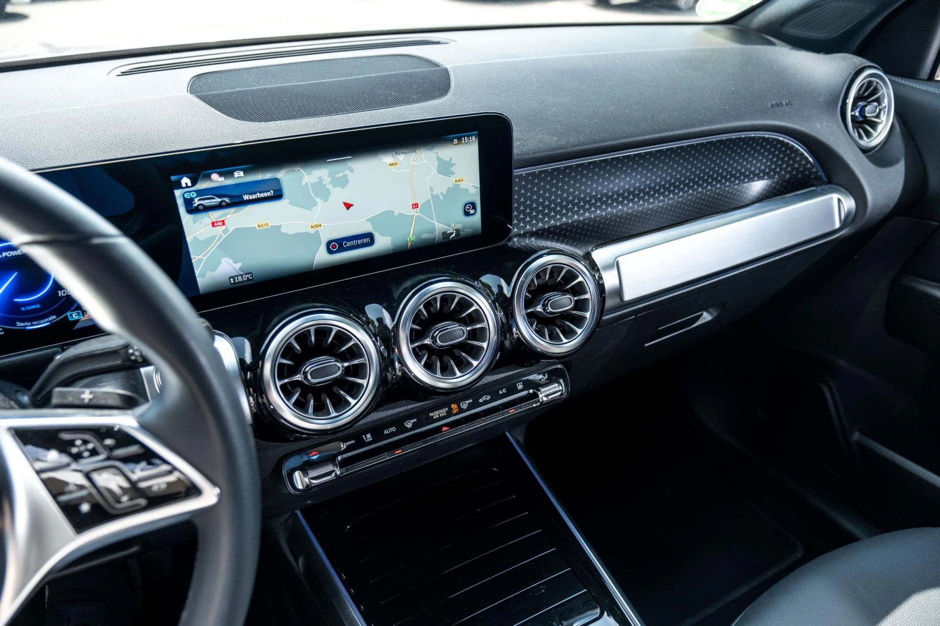 Hoofdafbeelding Mercedes-Benz EQB