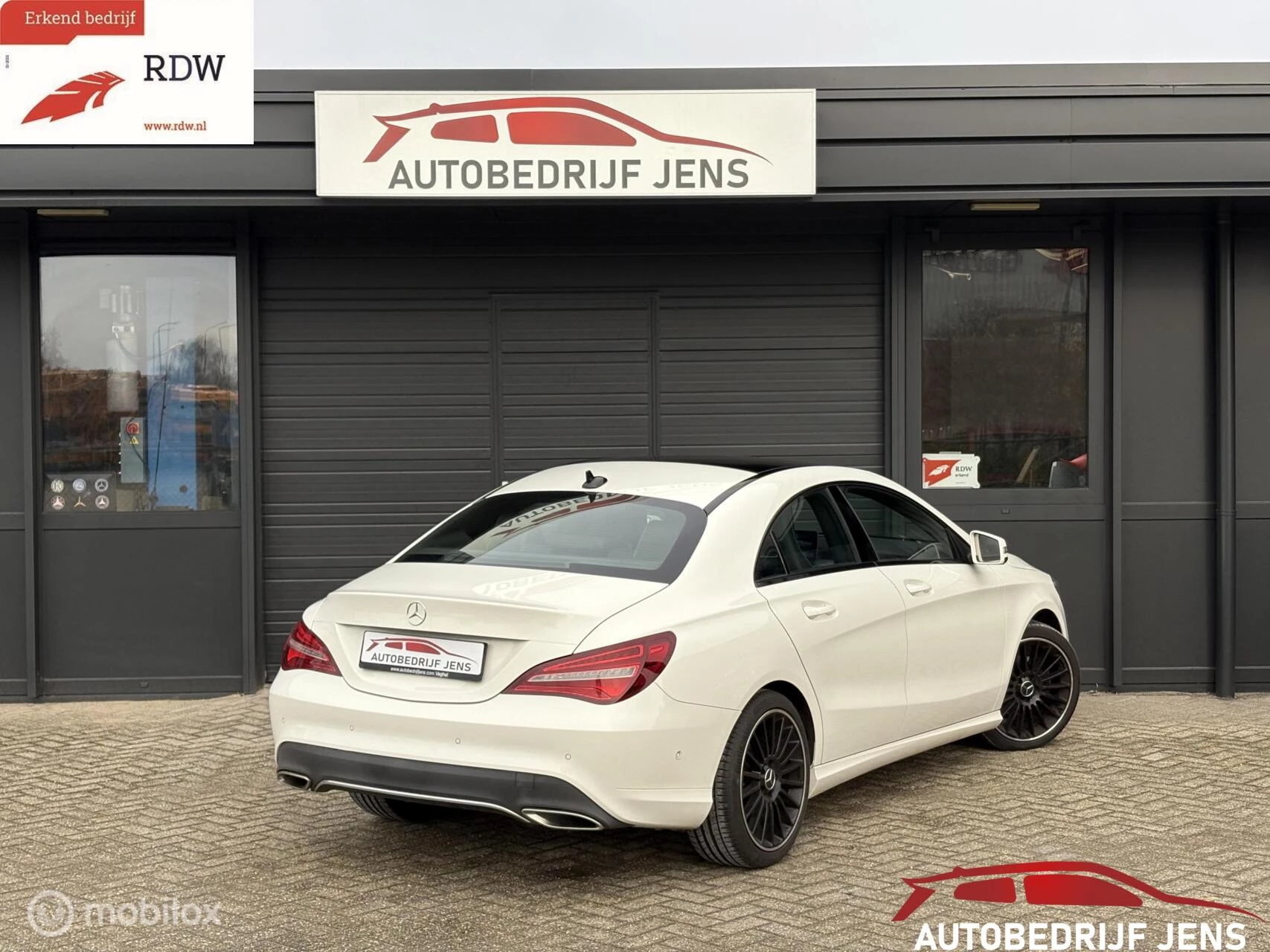 Hoofdafbeelding Mercedes-Benz CLA
