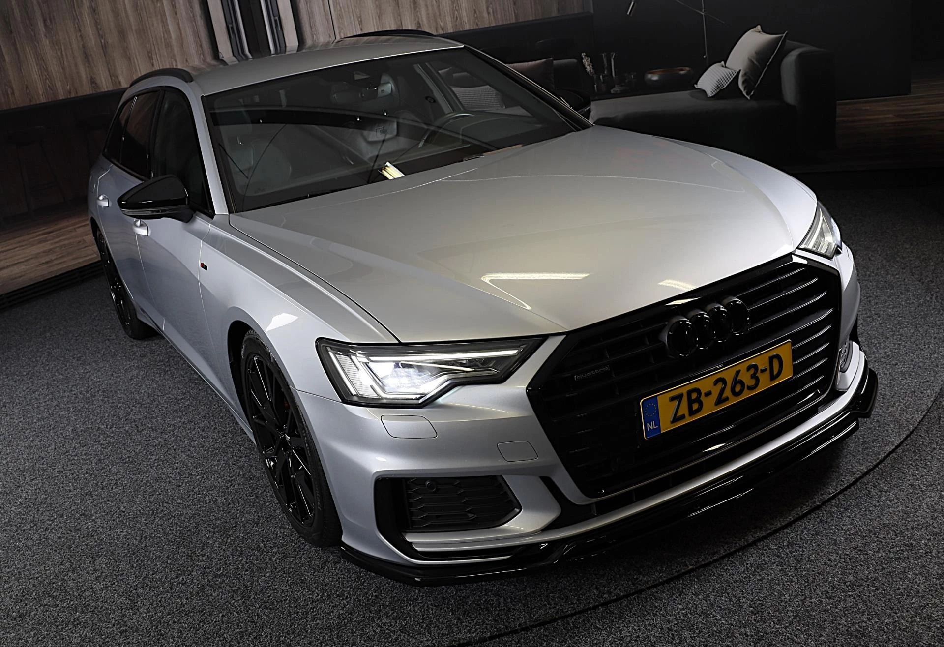 Hoofdafbeelding Audi A6