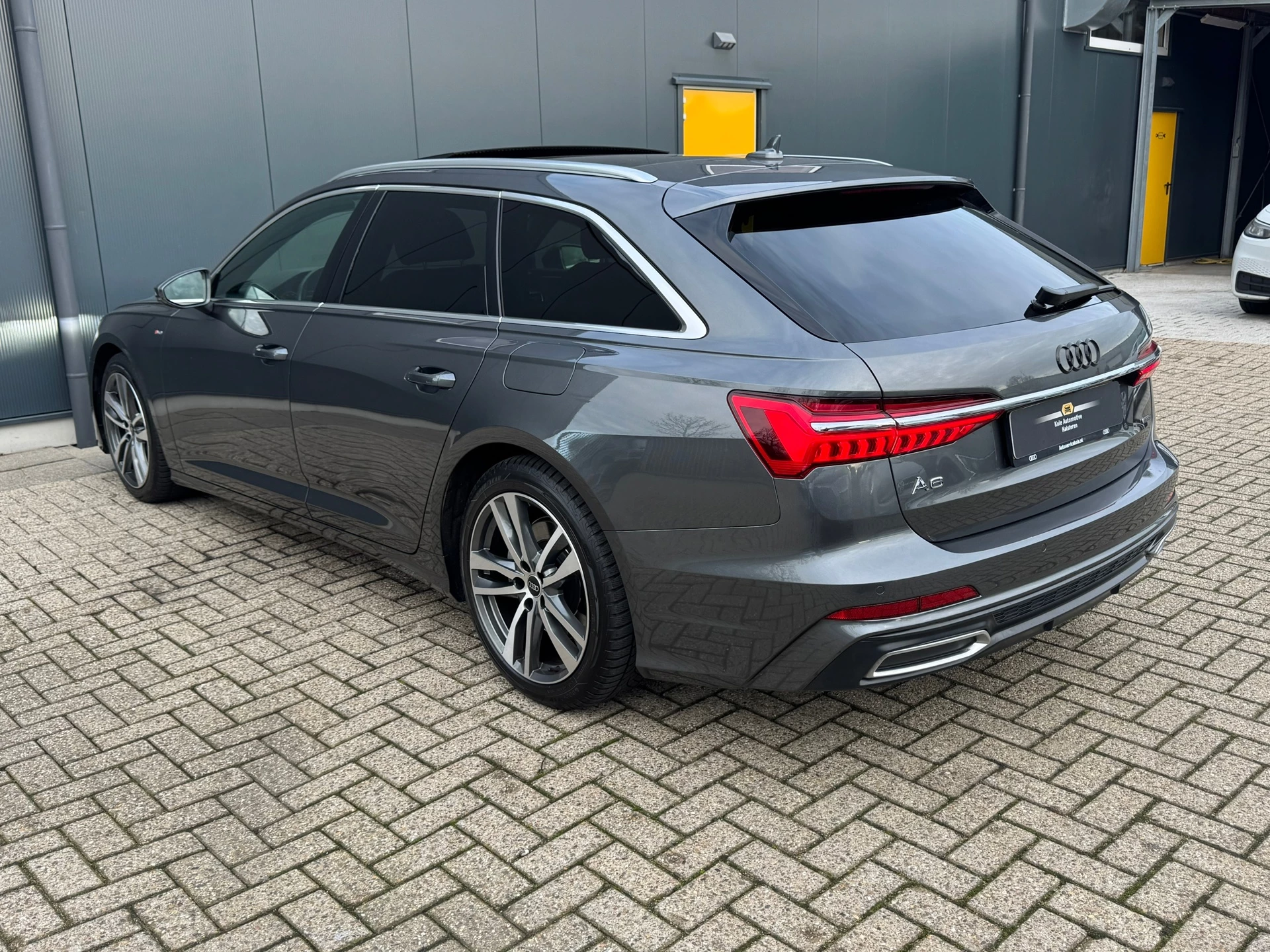 Hoofdafbeelding Audi A6