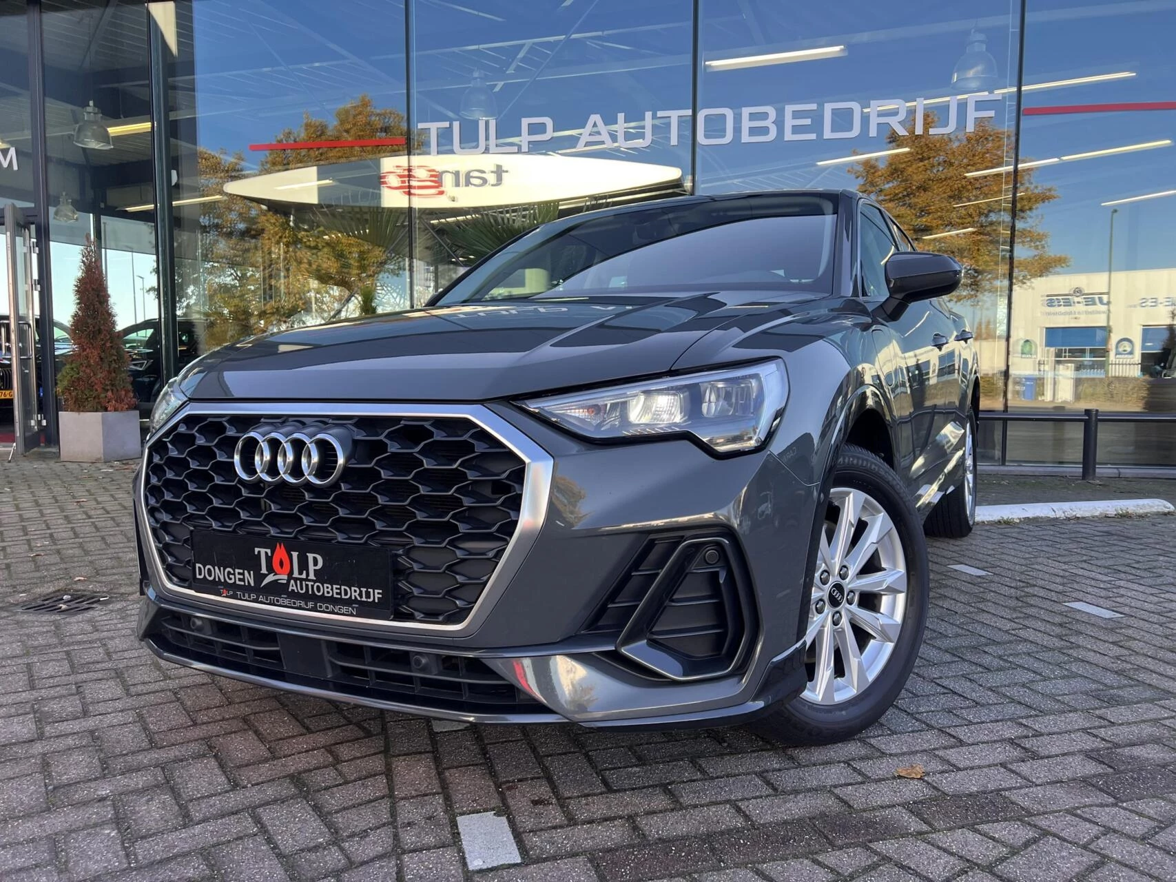 Hoofdafbeelding Audi Q3