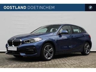 BMW 1 Serie 118i Executive Sport Line Automaat / Sportstoelen / PDC / Cruise Control / Adaptieve LED / Live Cockpit Professional / Multifunctioneel stuurwiel