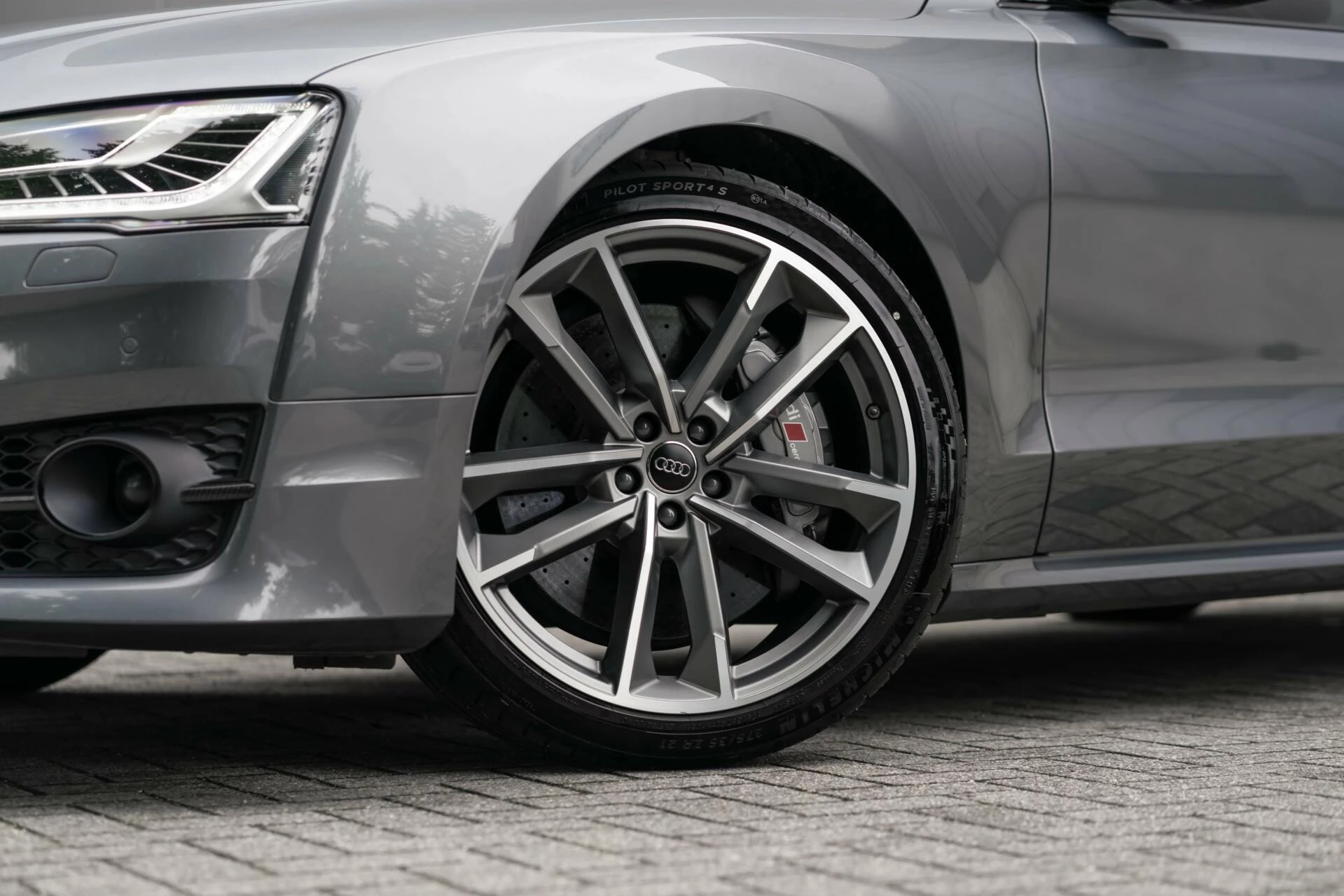 Hoofdafbeelding Audi S8