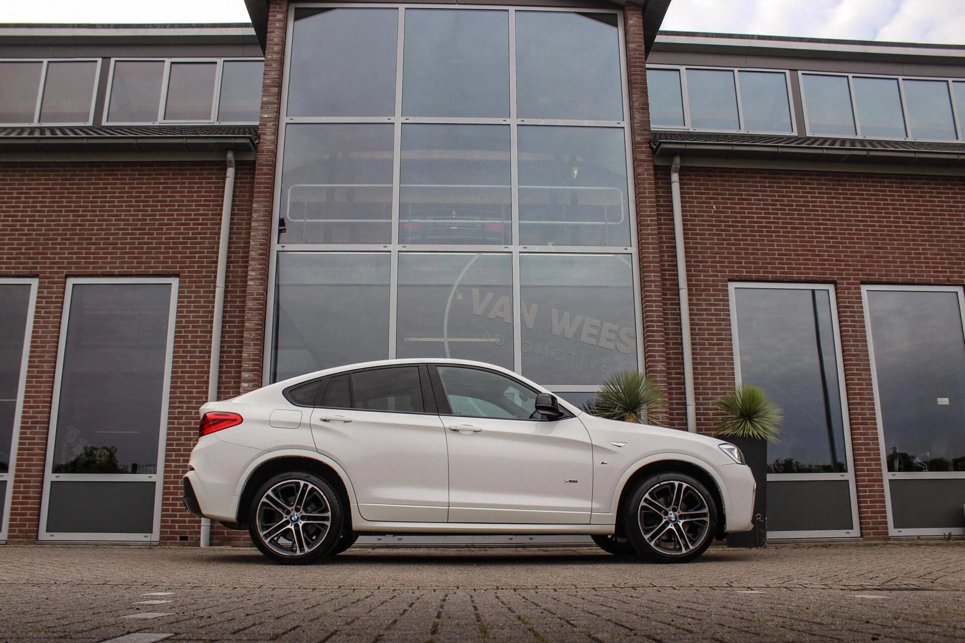 Hoofdafbeelding BMW X4