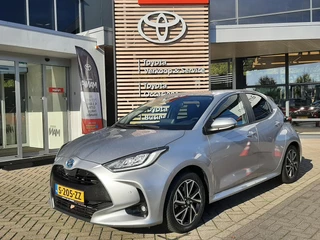 Toyota Yaris 1.5 Hybrid STYLE BLIND SPOT KEYLESS STOELVERW PARK-SENSOREN APPLE/ANDROID PRIVACY GLASS ALL-SEASON