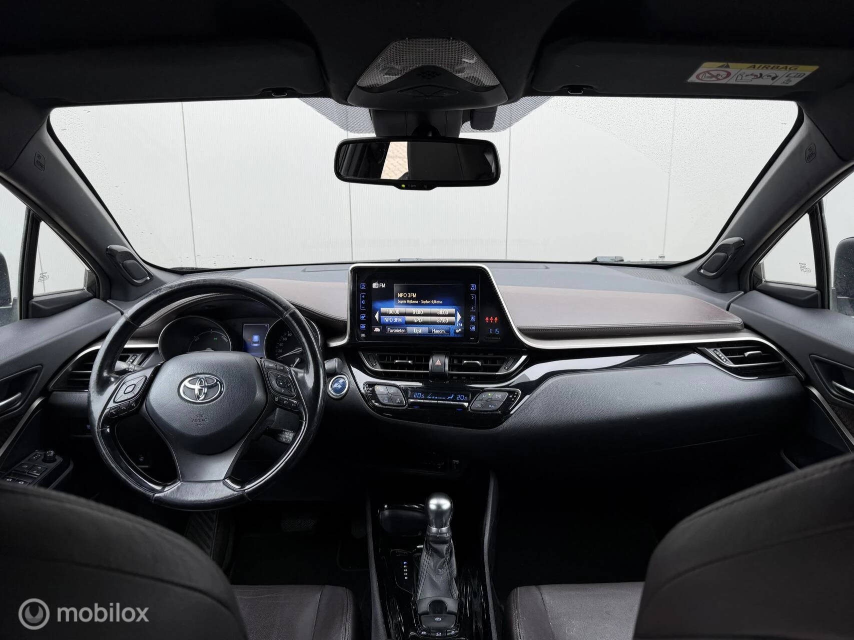 Hoofdafbeelding Toyota C-HR