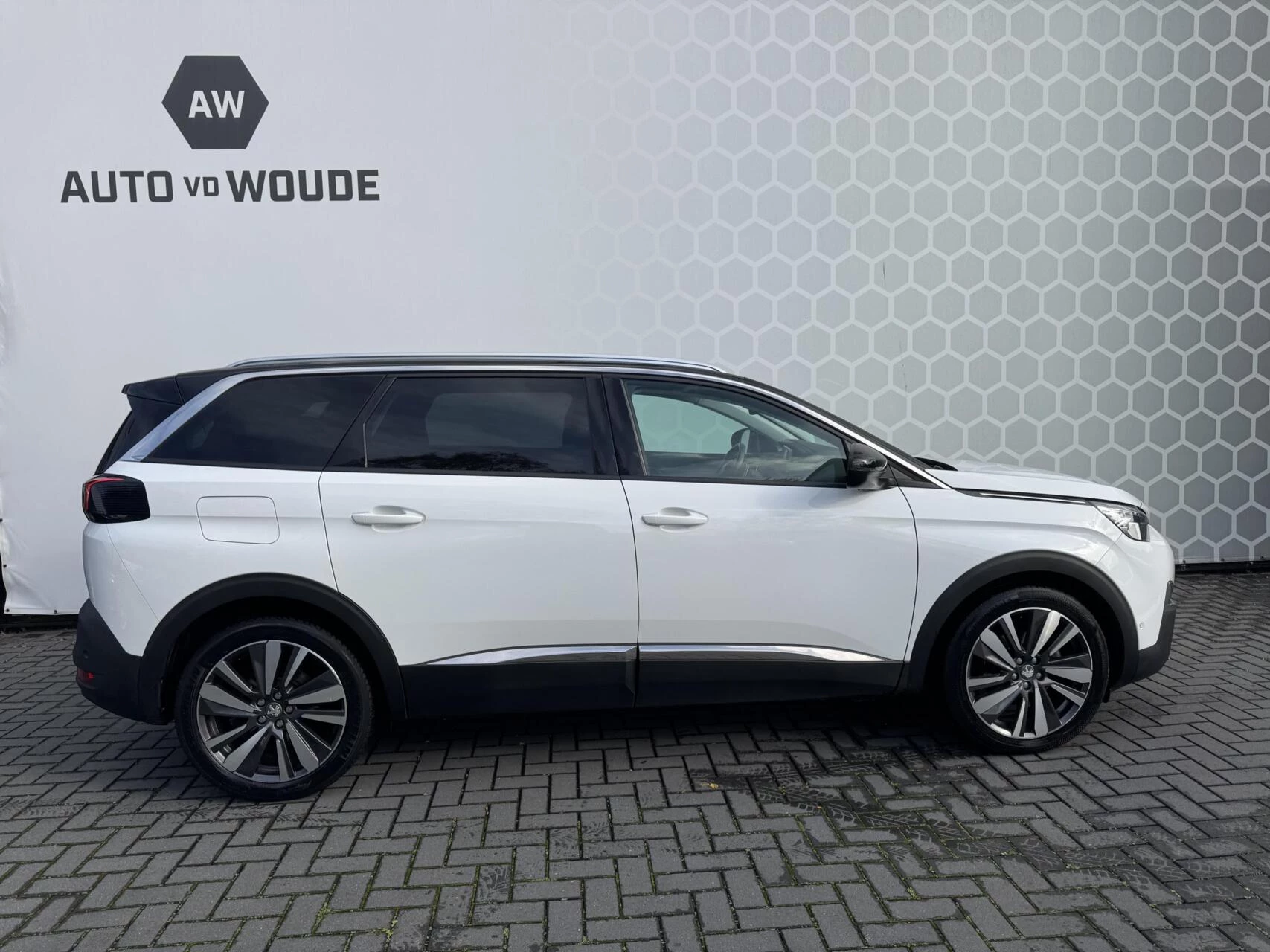 Hoofdafbeelding Peugeot 5008