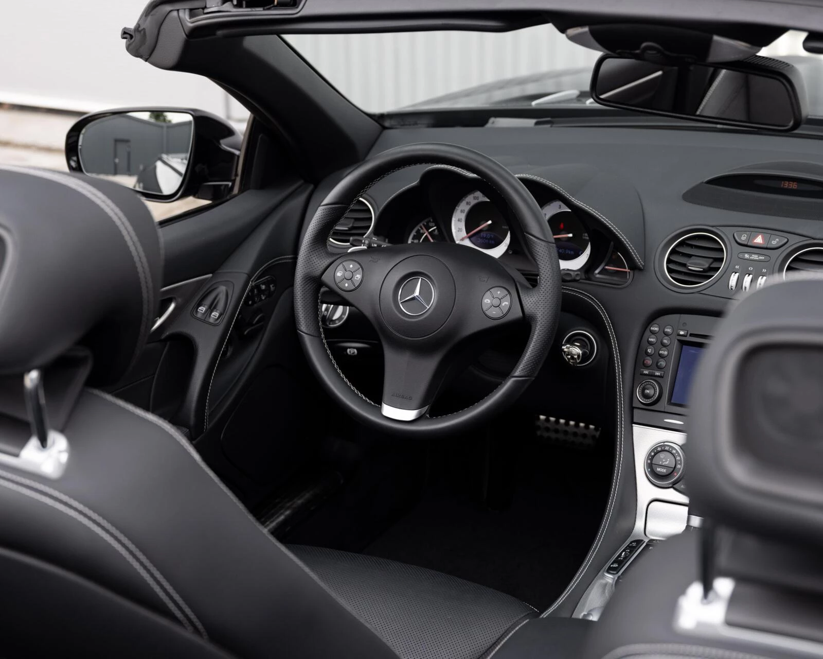 Hoofdafbeelding Mercedes-Benz SL