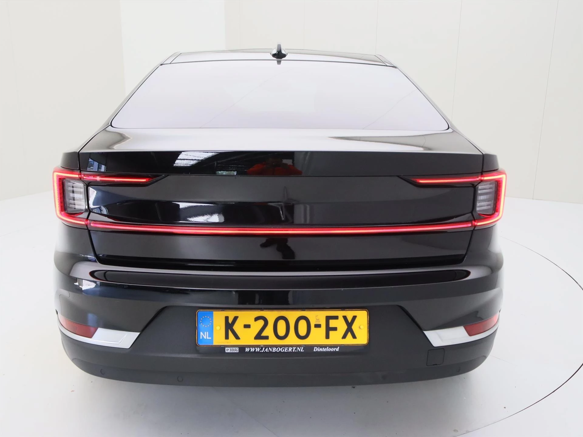Hoofdafbeelding Polestar 2