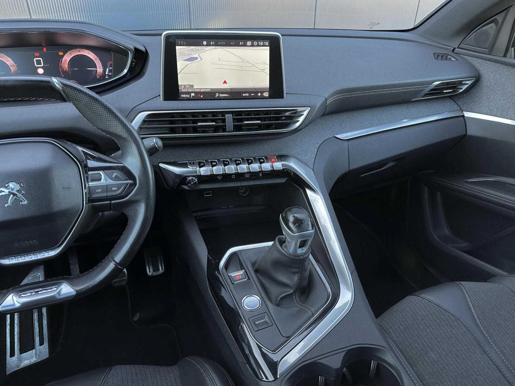 Hoofdafbeelding Peugeot 5008