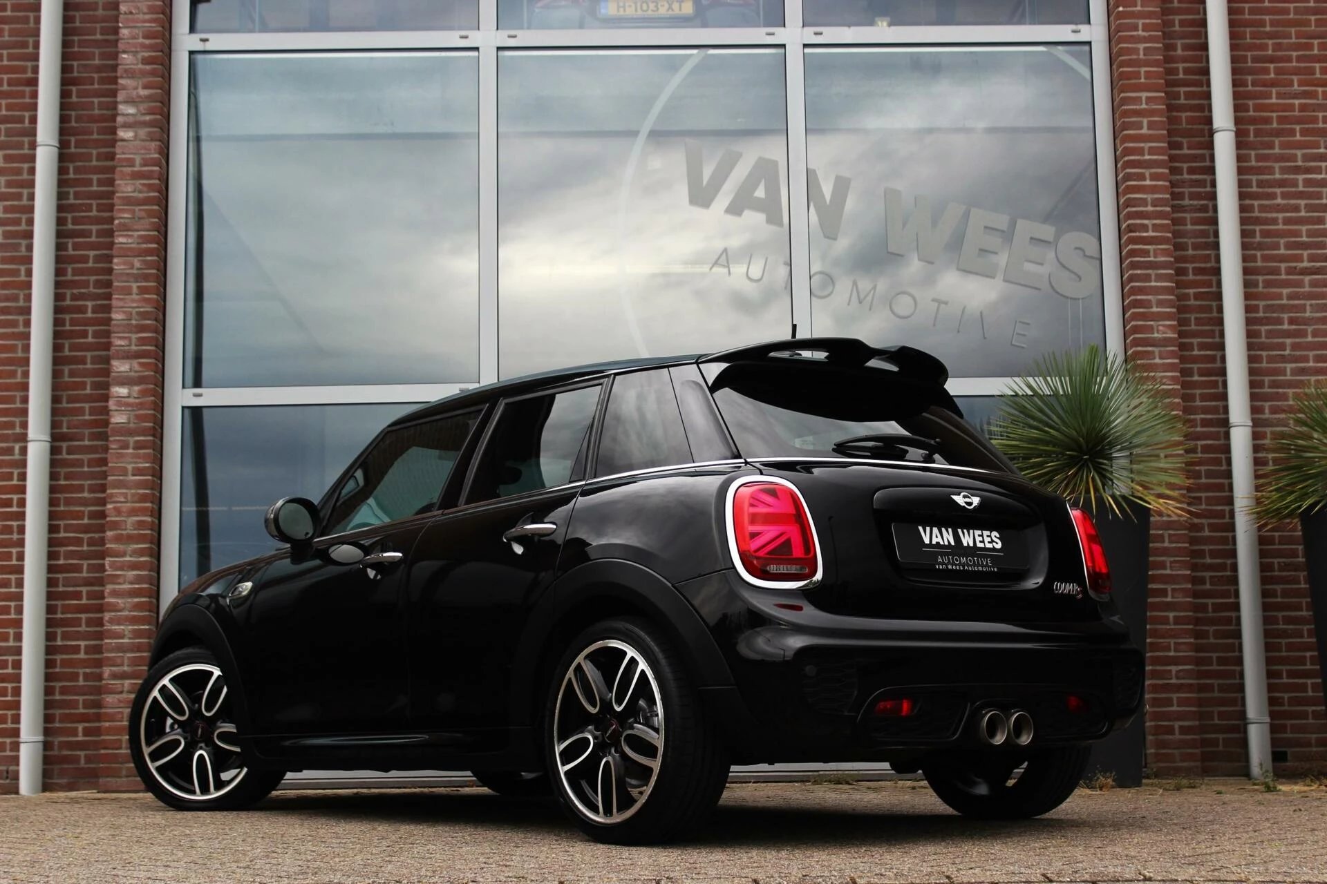 Hoofdafbeelding MINI Cooper S