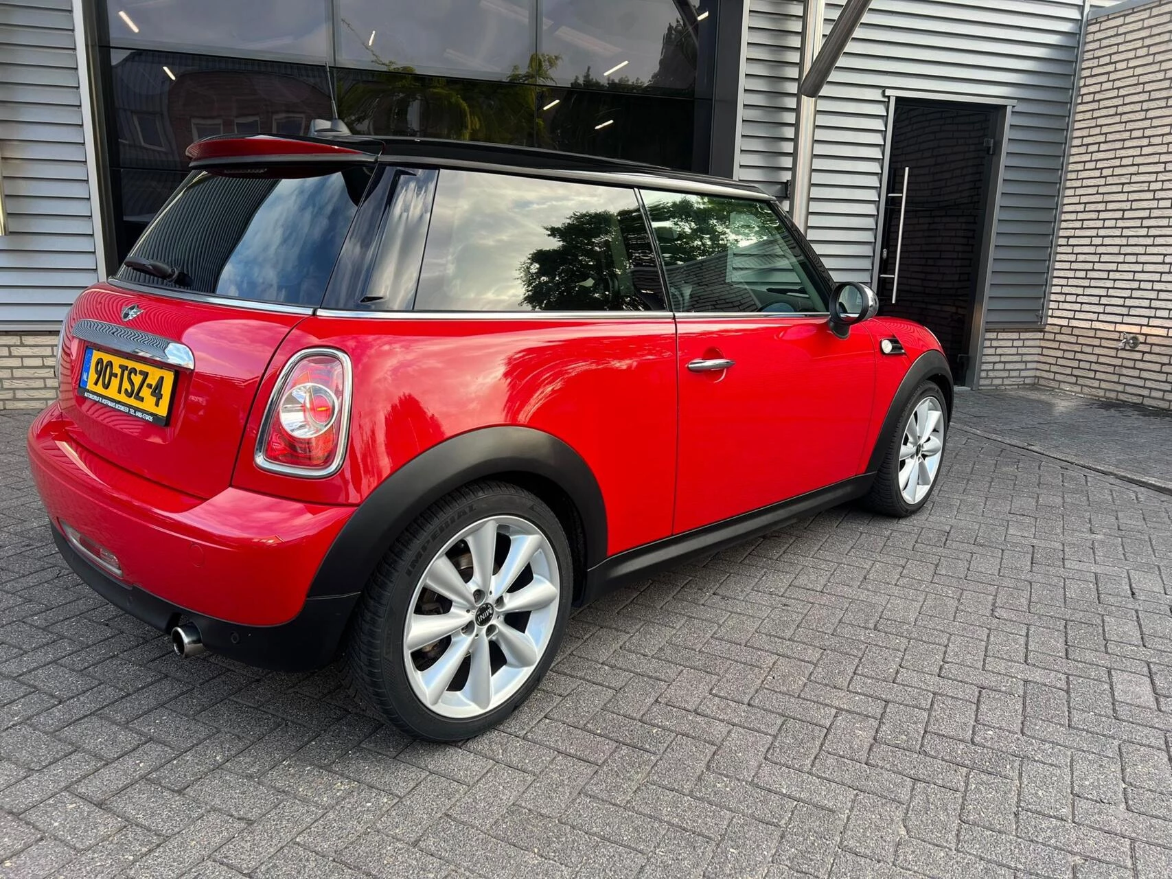Hoofdafbeelding MINI One