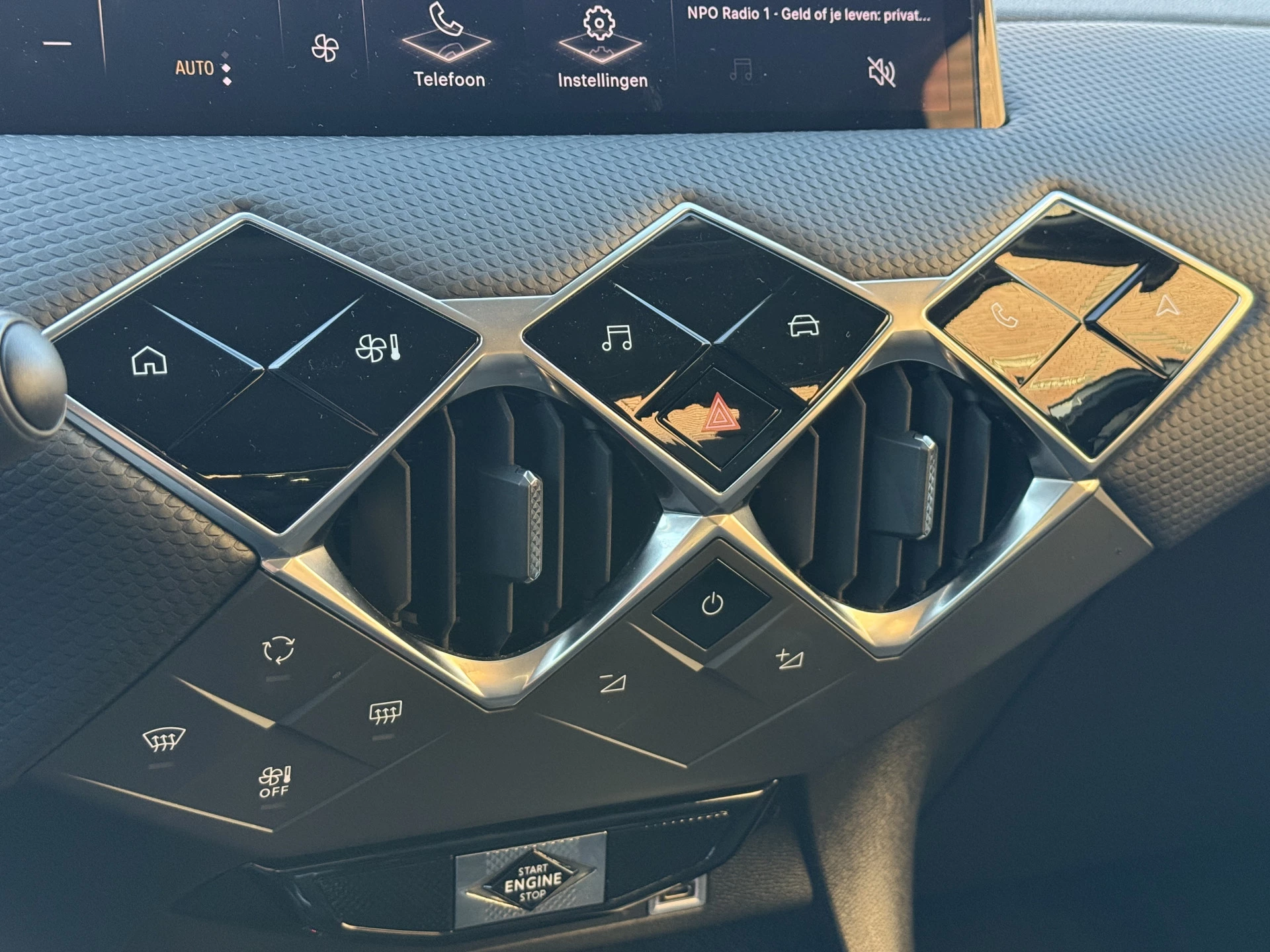 Hoofdafbeelding DS DS 3