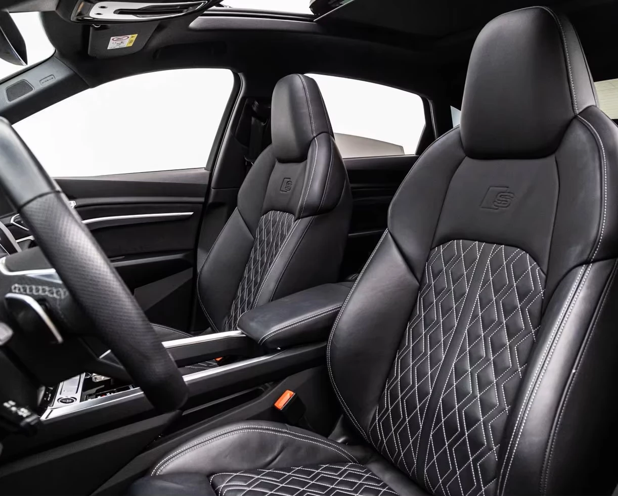 Hoofdafbeelding Audi e-tron