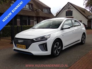 Hyundai IONIQ 1.6 GDi First Edition SCHUIFDAK/ADAP.CRUISE/LEDER/CARPLAY/CAMERA