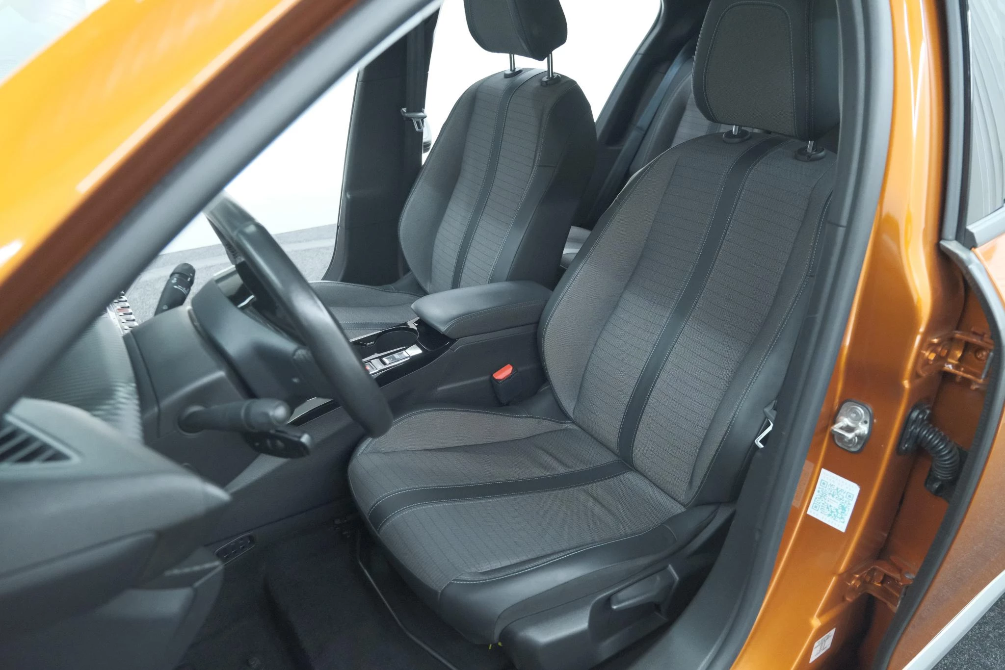 Hoofdafbeelding Peugeot e-2008