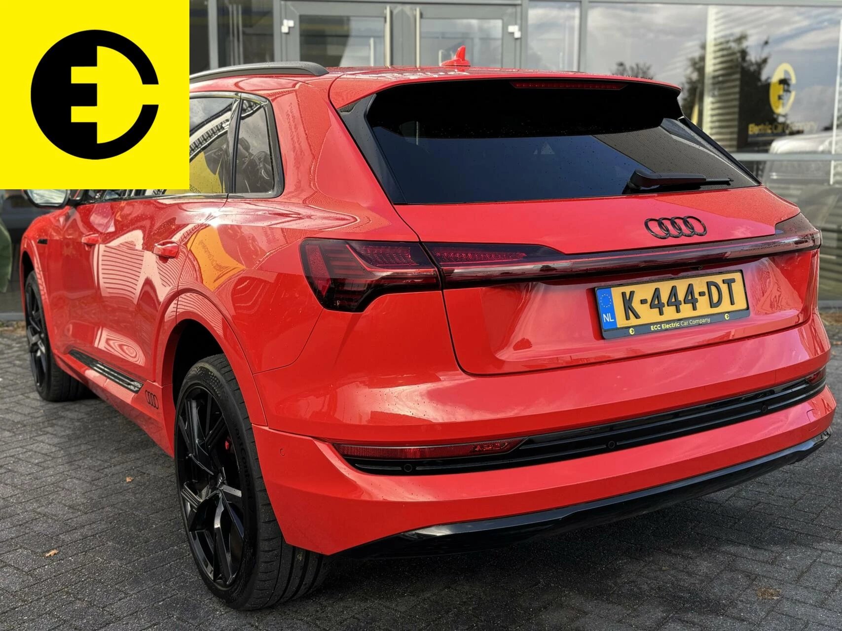 Hoofdafbeelding Audi e-tron