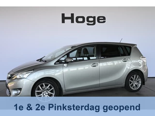 Toyota Verso 1.6 VVT-i Business Clima Cruise control Navigatie Pdc Stoelverwarming Trekhaak Inruil Mogelijk!