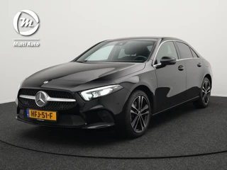 Mercedes-Benz A-Klasse 250 e Business Solution Luxury Plug in Hybrid PHEV | MBUX Widescreen | Camera | Carplay | Sfeerverlichting | Stoelverwarming |