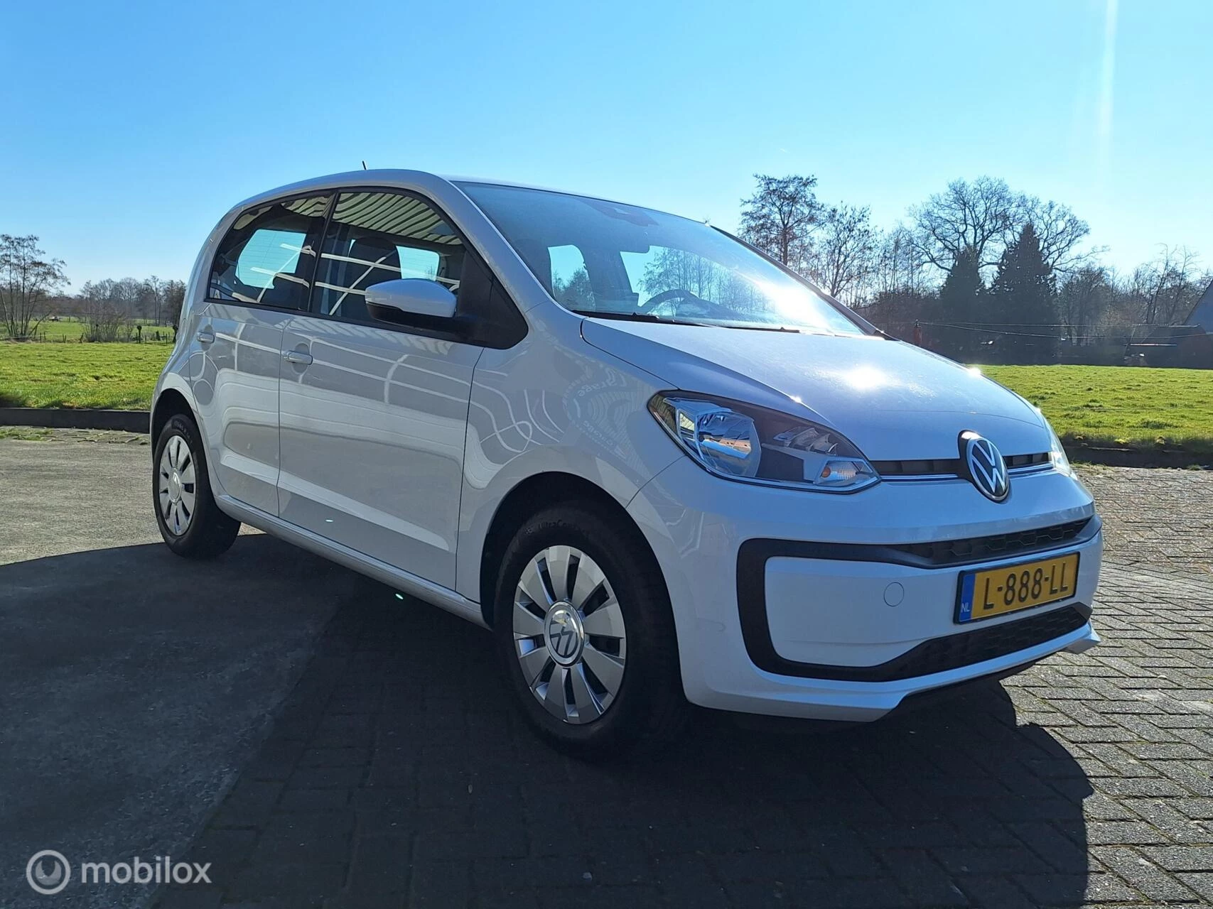 Hoofdafbeelding Volkswagen up!