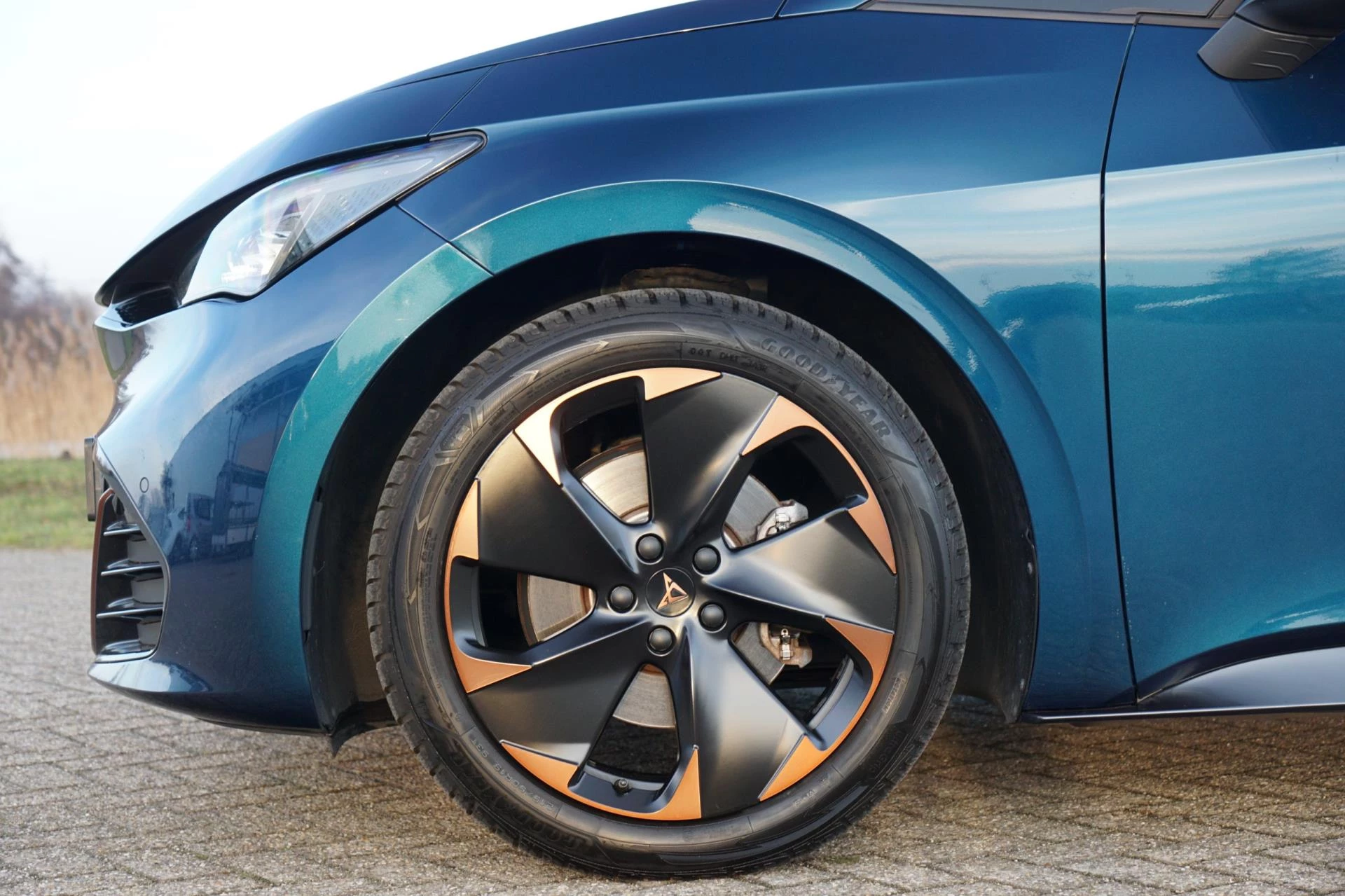 Hoofdafbeelding CUPRA Born