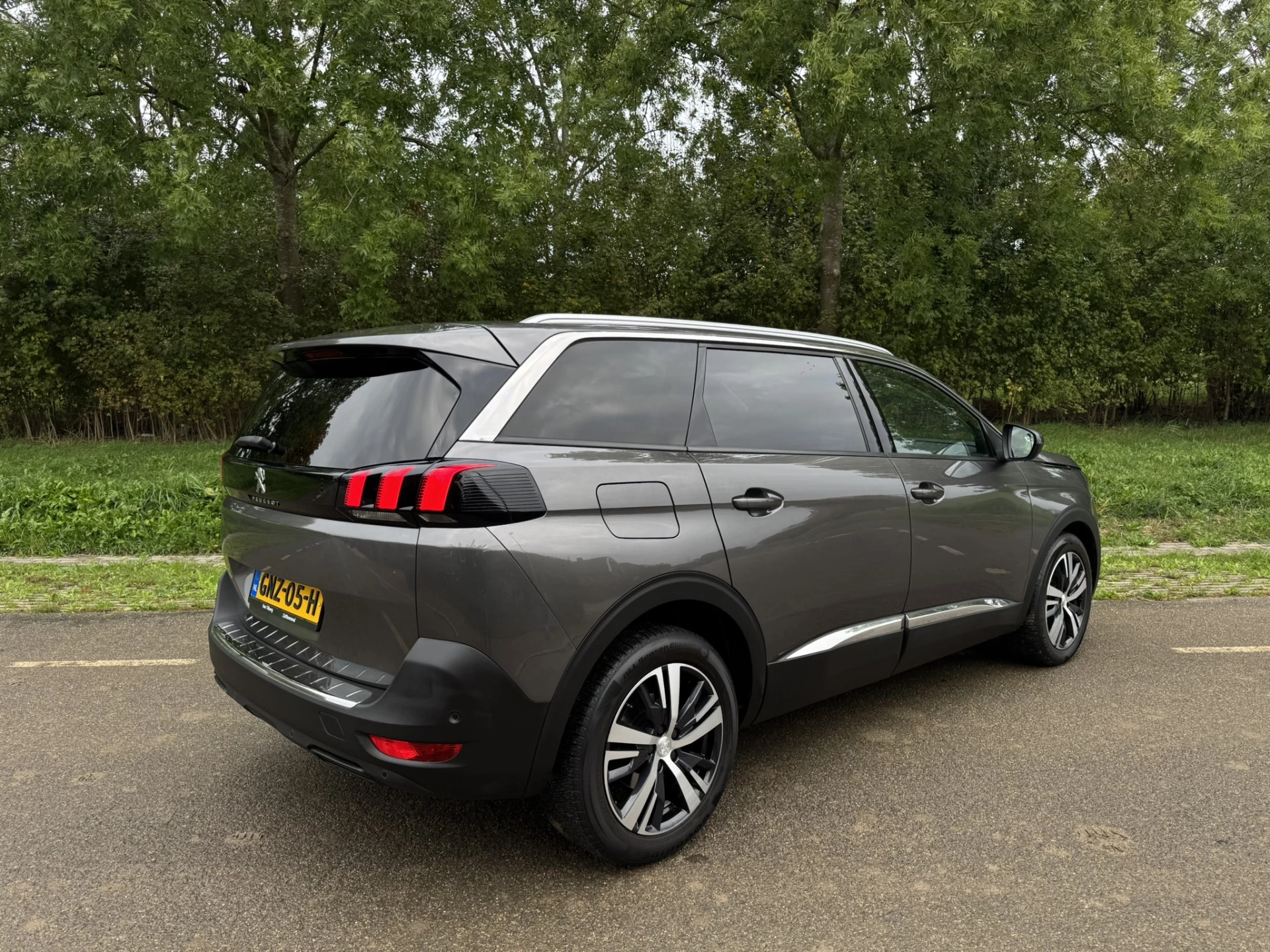 Hoofdafbeelding Peugeot 5008