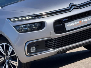 Hoofdafbeelding Citroën Grand C4 Picasso Citroen Grand C4 Picasso 1.2 PureTech Shine 7pers Automaat - Gris Artense - Topstaat