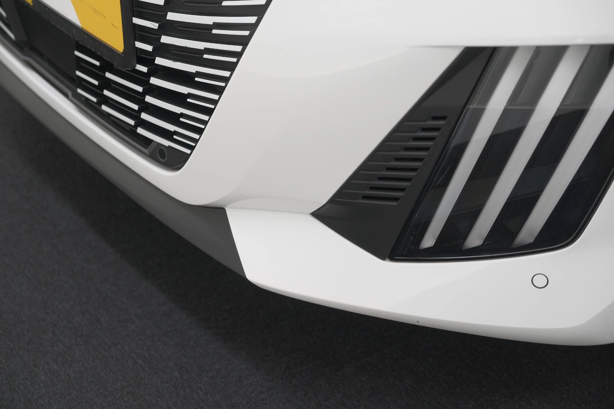 Hoofdafbeelding Peugeot e-208