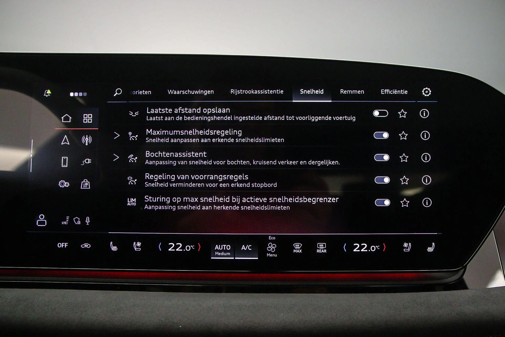 Hoofdafbeelding Audi A6 Avant e-tron